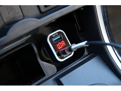 Ładowarka samochodowa 2xUSB + tester napięcia akumulatora TEST-04
